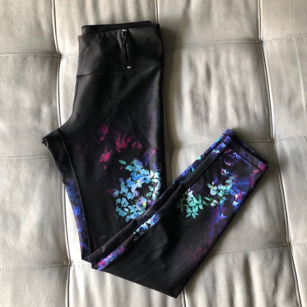 Calia by Carrie Underwood Leggings